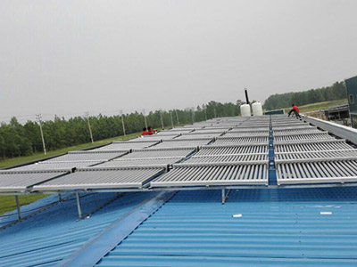 力賽柯15噸太陽(yáng)能企業(yè)熱水工程